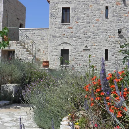 شقة فندقية Althea Village 4*