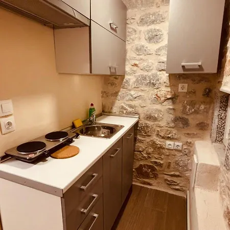 Althea Village 아파트호텔
