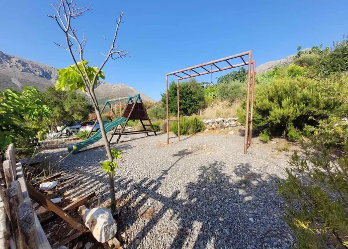 Althea Village Αρεόπολις