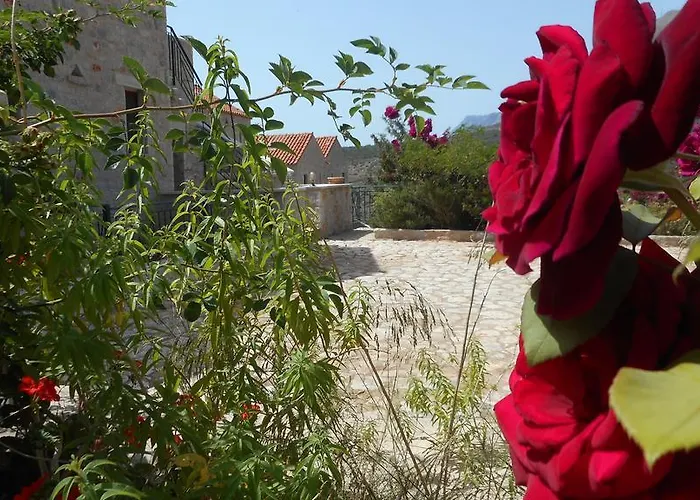 Ξενοδοχείο με διαμερίσματα Althea Village