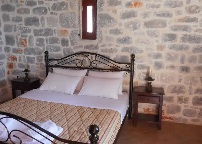 Althea Village Αρεόπολις